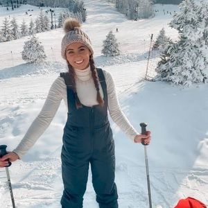 Meet your Posher, Brooke